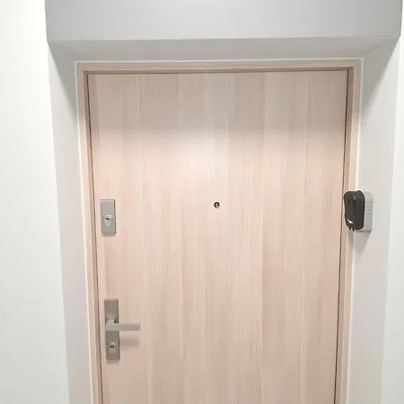 Loft 19 - W Cenie Prywatne Miejsce Postojowe Lub Garaż Apartament