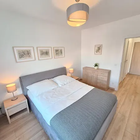 Loft 19 - W Cenie Prywatne Miejsce Postojowe Lub Garaz Szczecin