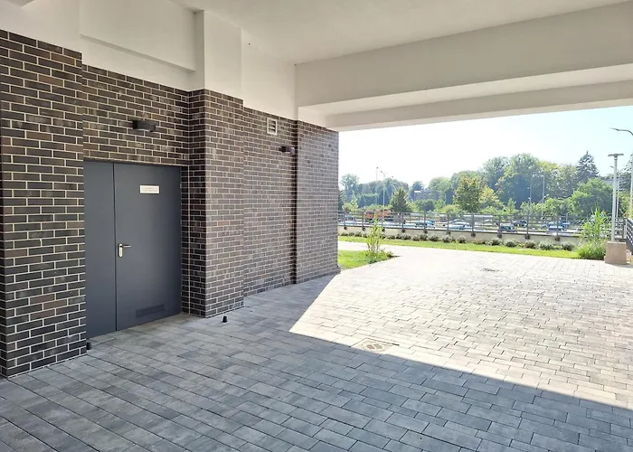 Loft 19 - W Cenie Prywatne Miejsce Postojowe Lub Garaz